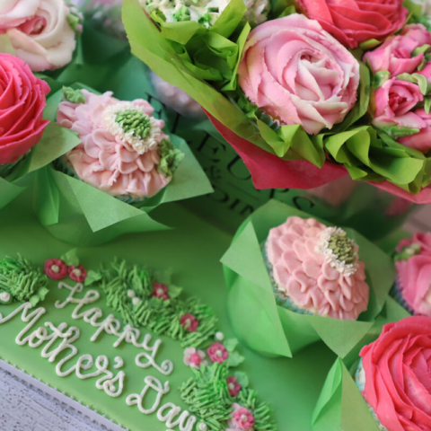 Floral Cupcakes for Mother's Day